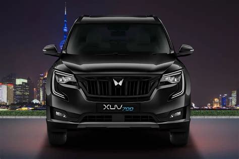 Mahindra XUV700 Price, 7 Seater Images, colours, Reviews.